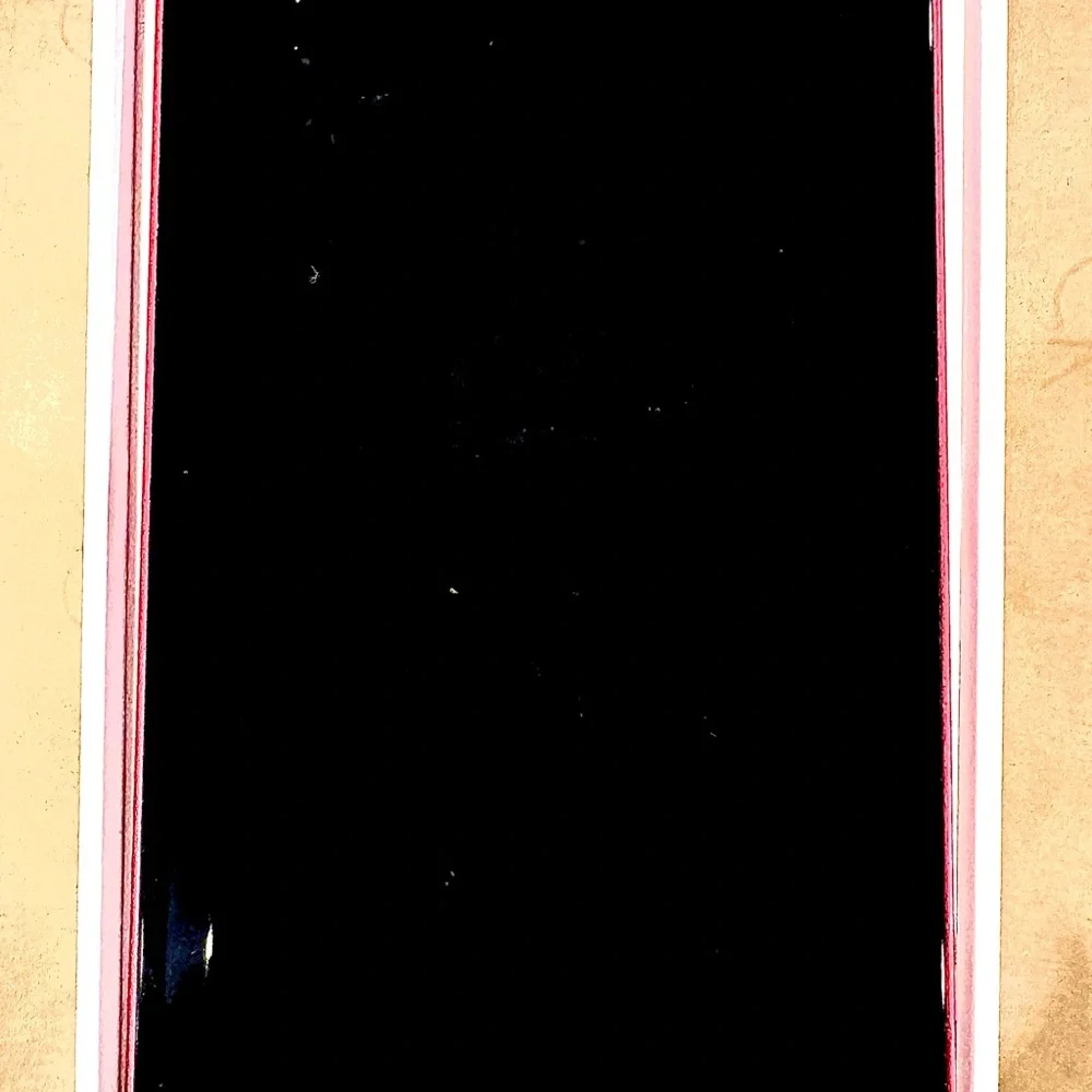 Apple iPhone 15 plus in Vibrant Red